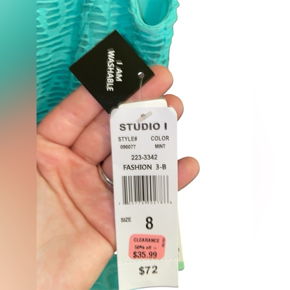 NWT• Studio One Dress• Size 8 - Picture 6 of 6